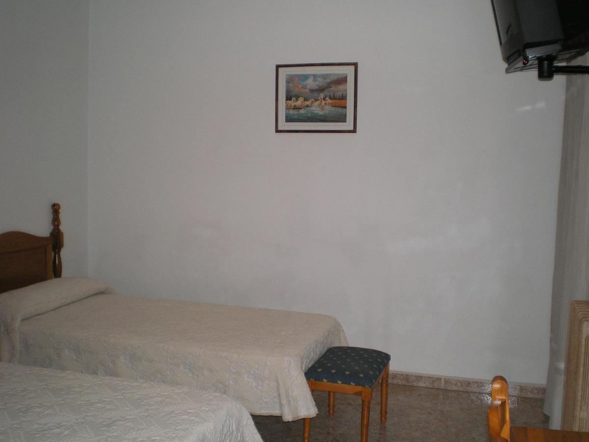 Hostal Maurin Vilaller Extérieur photo